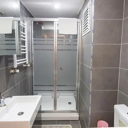 Apartment Comfortable House In Kagithane, Istanbul